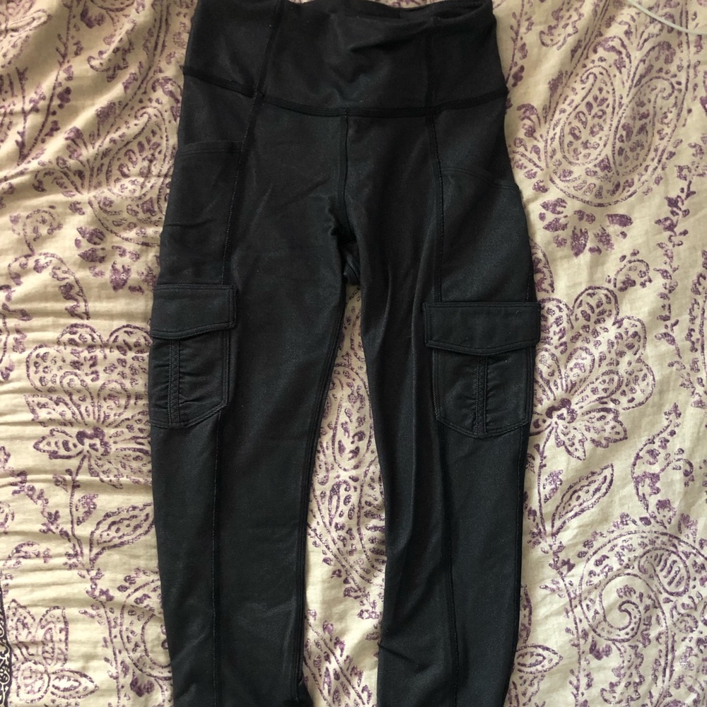 Grey, Lululemon leggings.